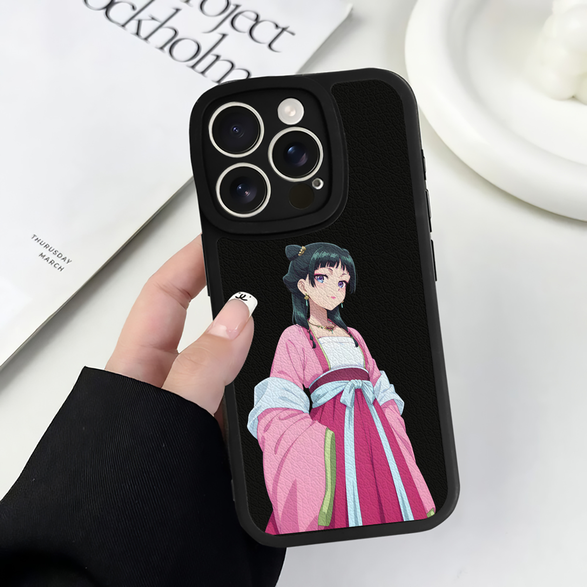 薬屋のひとりごと The Apothecary Diaries 【iPhone 16シリーズ対応】シリコンスマホケース（レザー調） 材質：シリコン